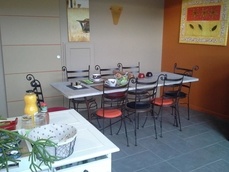 Pièce de convivialité